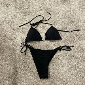 h&m black w gold swim set
